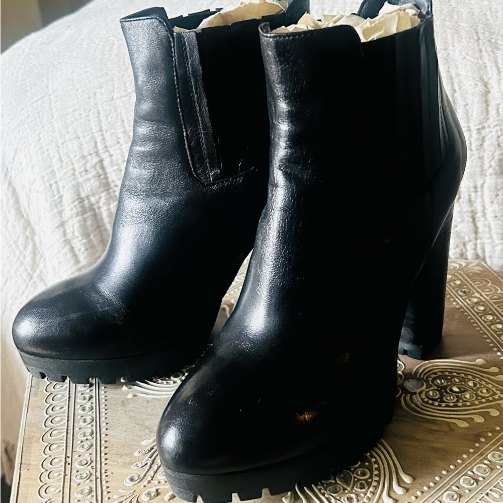 Steve Madden Black Heeled Boots